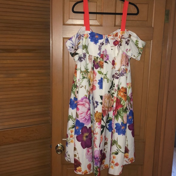 Floral off the shoulder hi low maternity dress - Picture 2 of 5